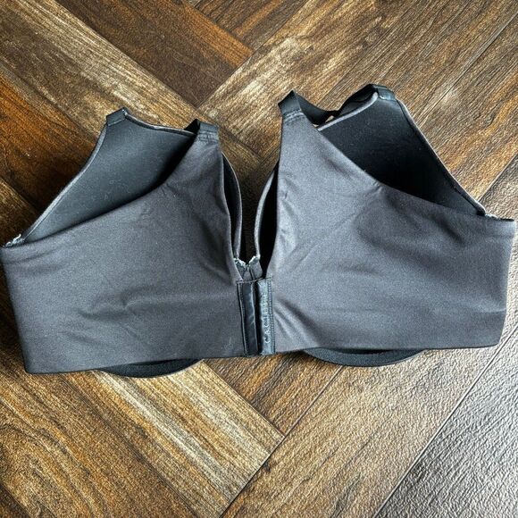 Cacique Invisible Backsmoother Lightly Lined Full Coverage Bra - Picture 7 of 10